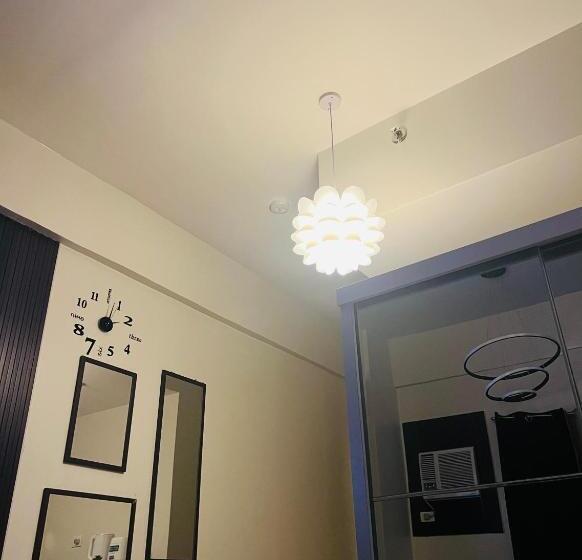 Condo Staycation At Valenzuela I Studio Type