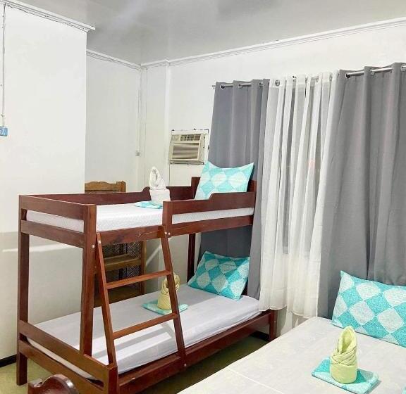 هتل Angela S Pool Resort