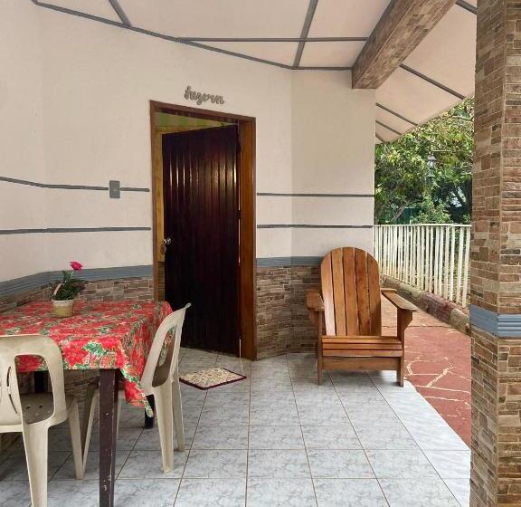 هتل Angela S Pool Resort