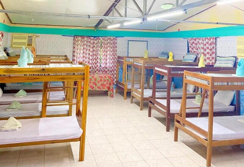 هتل Angela S Pool Resort