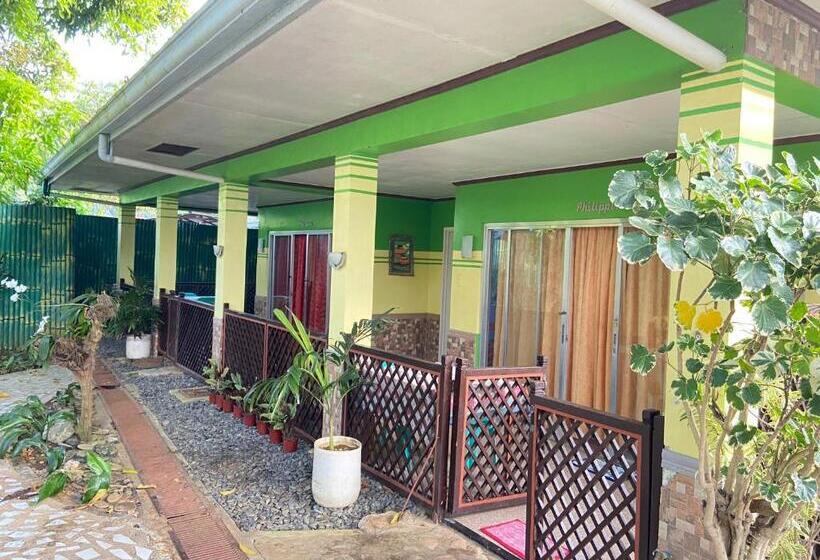 هتل Angela S Pool Resort