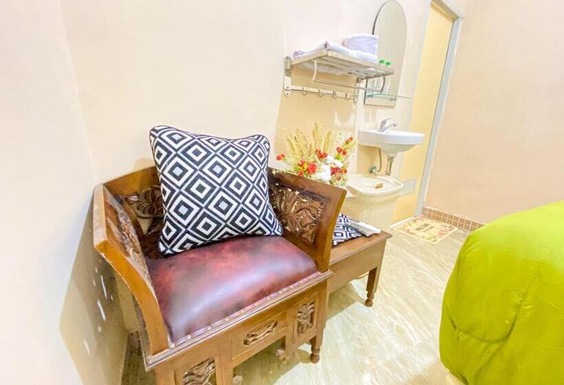 Отель Ardam Homestay Syariah Near Mall Panakkukang