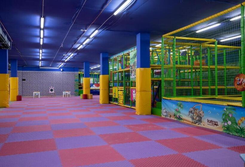 בית מלון כפרי Arden Palace Medical Resort & Spa