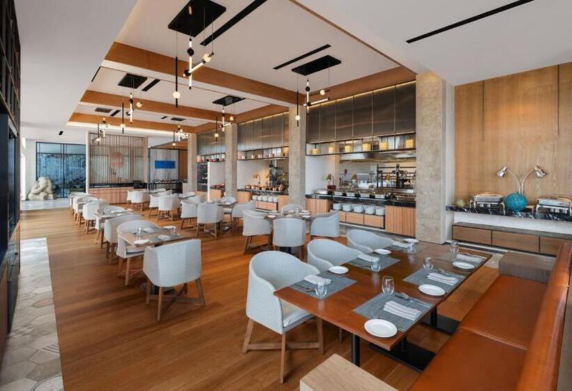 هتل Courtyard By Marriott Colombo