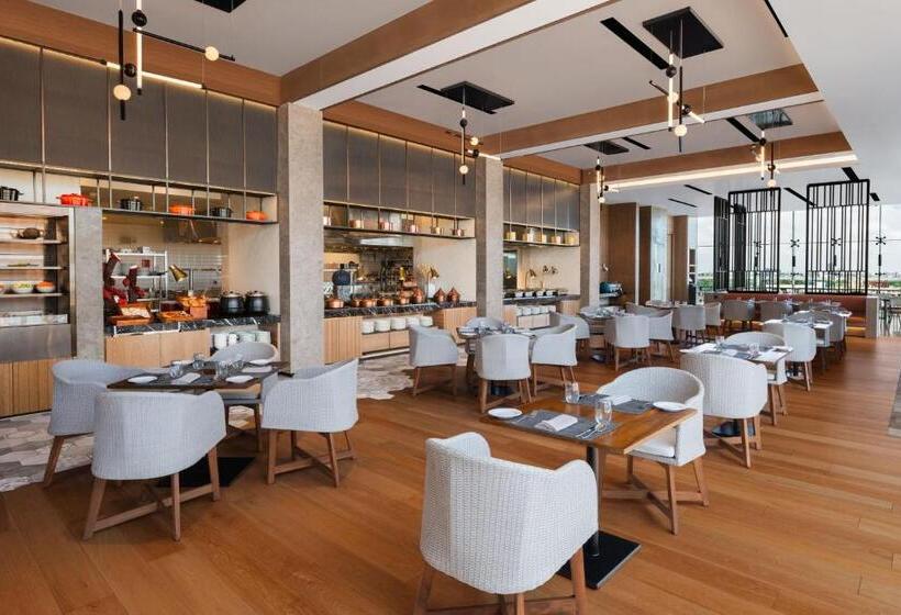 هتل Courtyard By Marriott Colombo