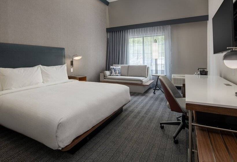فندق Courtyard By Marriott Olympia