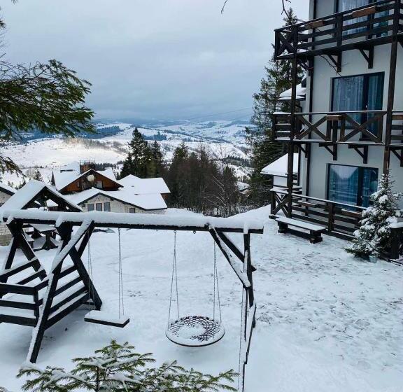 Hotel Dacha на магурі