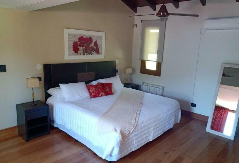 Отель Casona De Campo Los Nogales