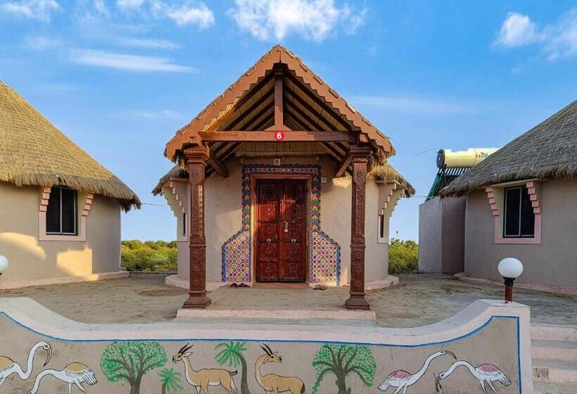 Отель Dholavira Village Resort