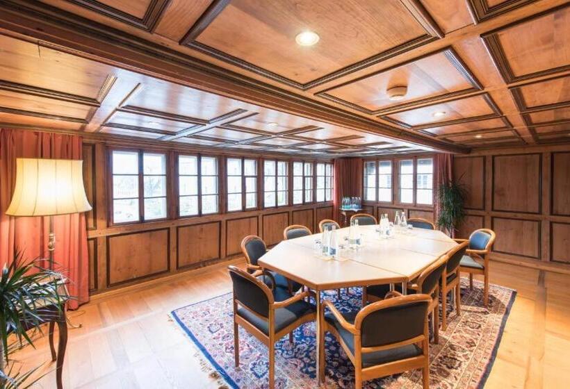 Отель Farbhaus By Kreuz Sachseln