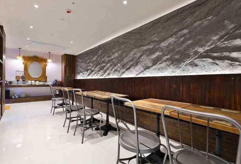 Daegu February Hotel Lions Park