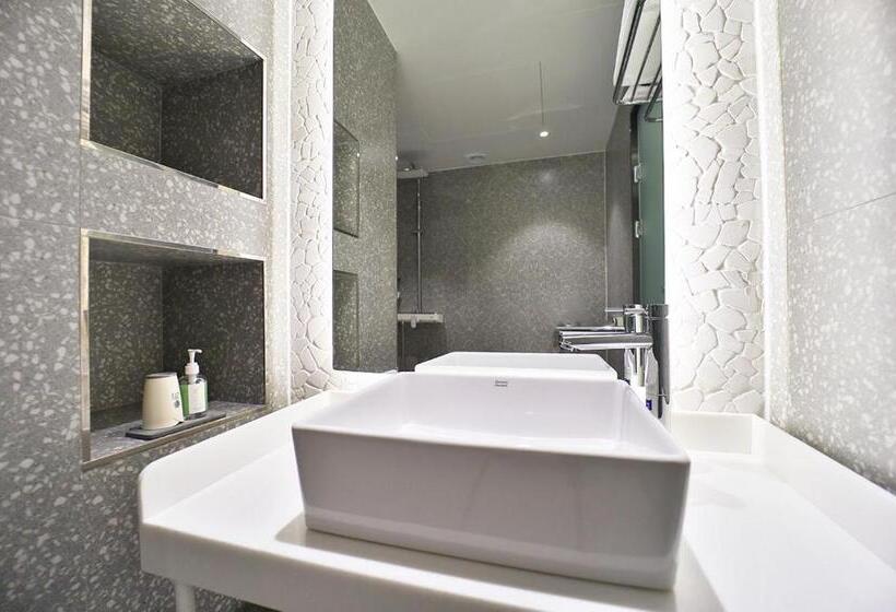 Daegu February Hotel Lions Park