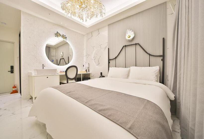 Daegu February Hotel Lions Park