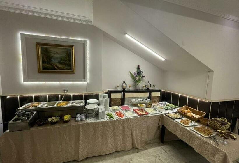 ホテル Grand İşbi̇li̇r