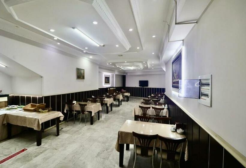 ホテル Grand İşbi̇li̇r