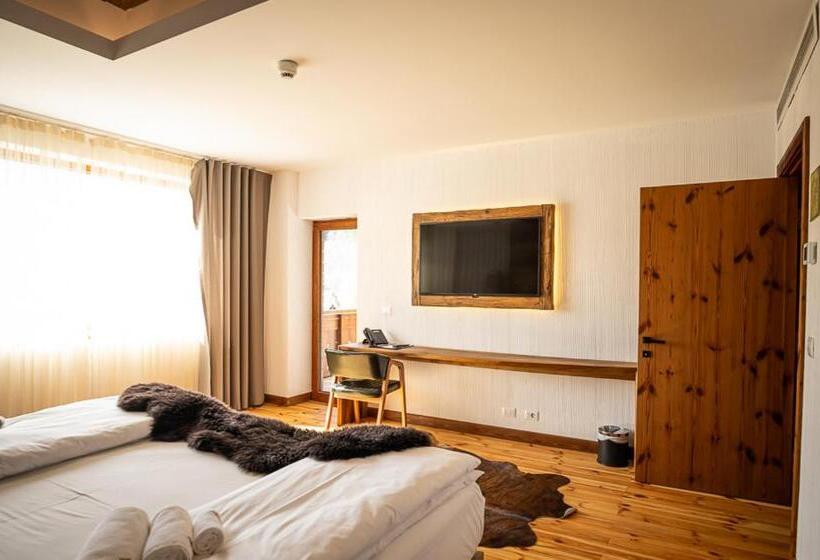 Отель Hanul Bucovinei