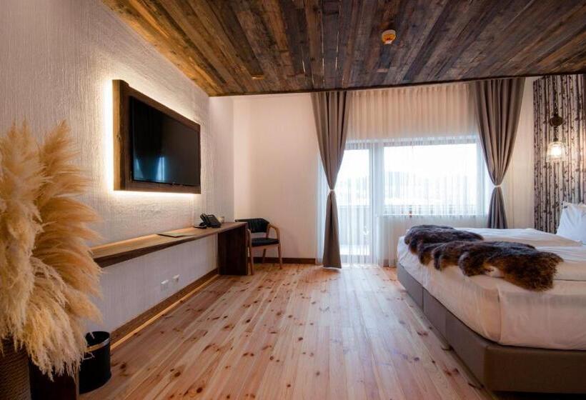 Отель Hanul Bucovinei