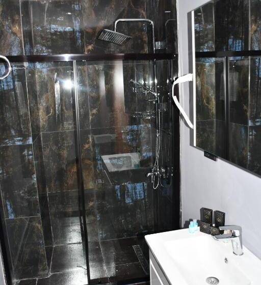 בית מלון כפרי Hmz Luxury