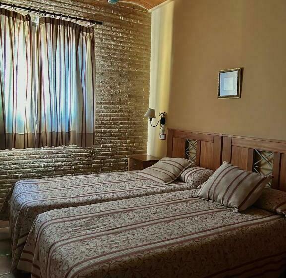 ホテル Hostal Meson Del Rey