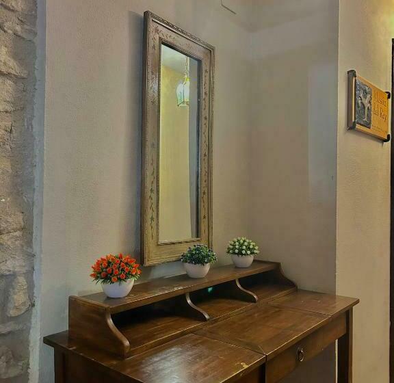 ホテル Hostal Meson Del Rey