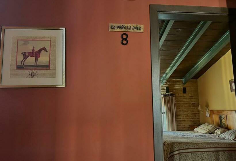 ホテル Hostal Meson Del Rey