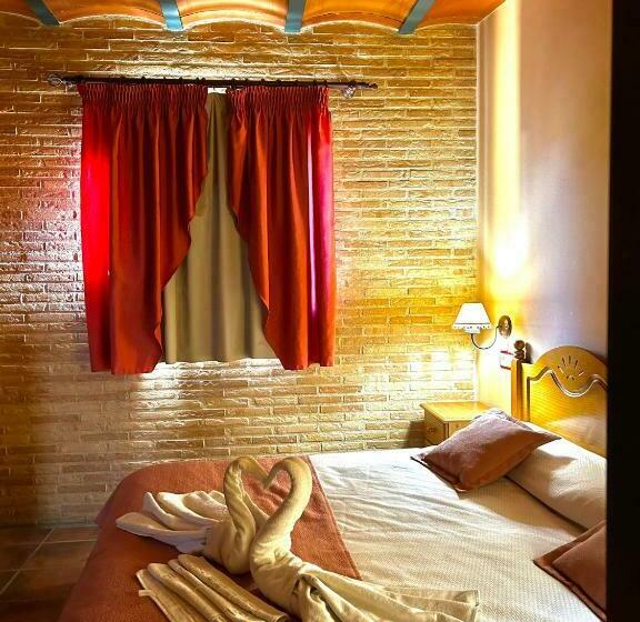 ホテル Hostal Meson Del Rey