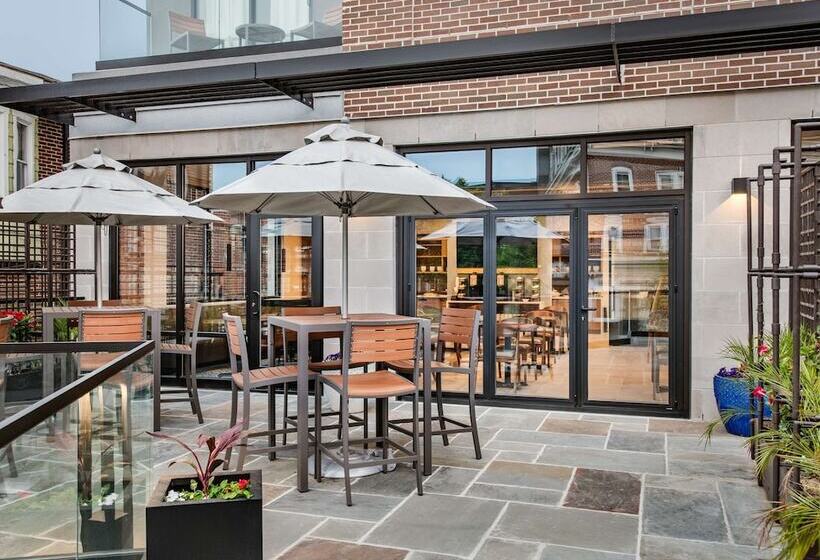 Отель Hyatt Place Newark Main Street