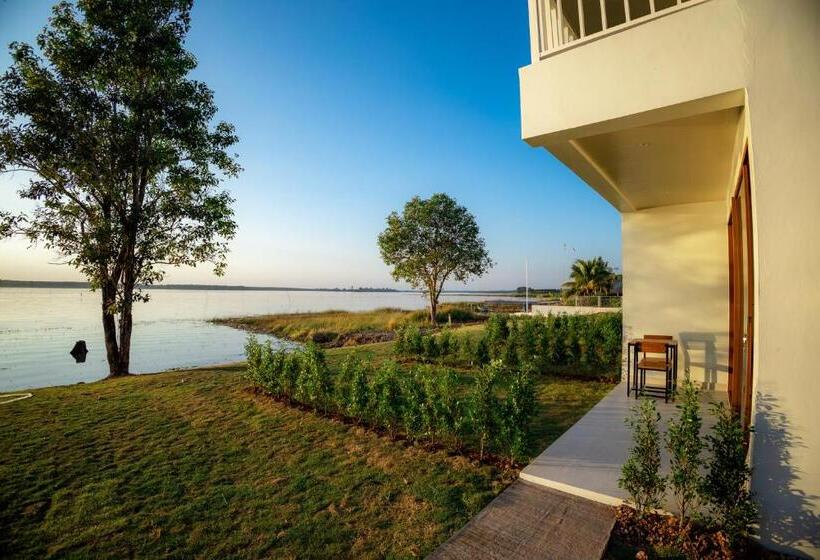 فندق Lake House Naka Cave