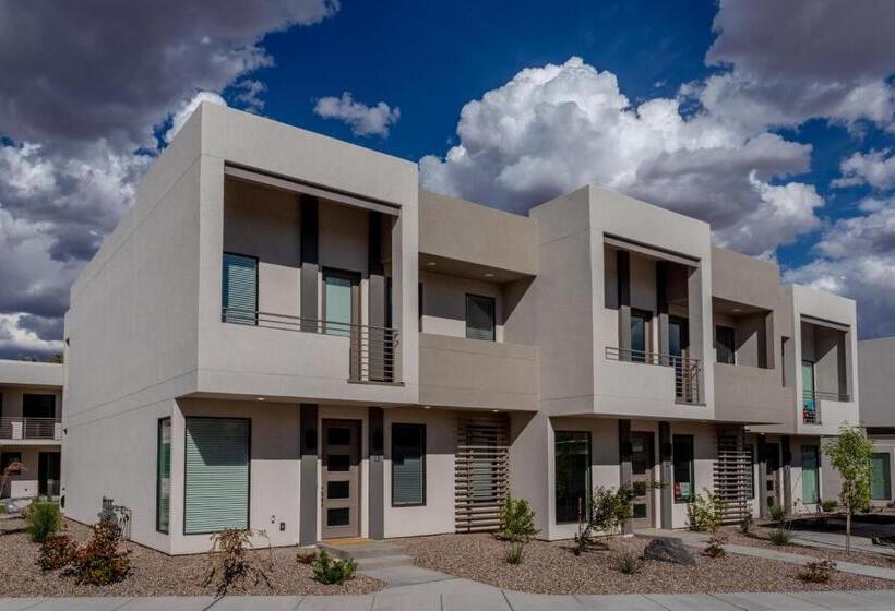 فندق Lofts 13 4 Bedroom Modern Loft Steps From The Pool