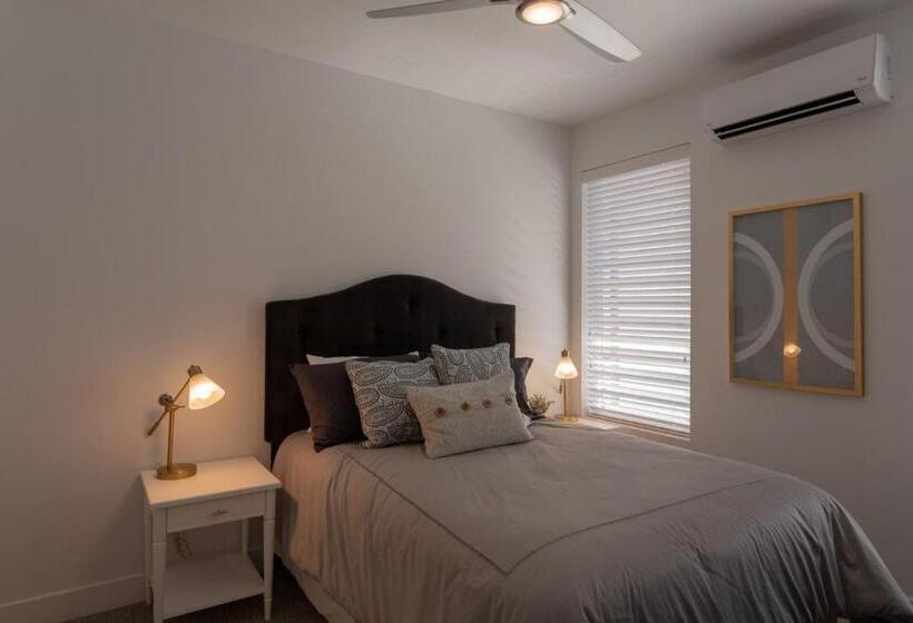 فندق Lofts 13 4 Bedroom Modern Loft Steps From The Pool