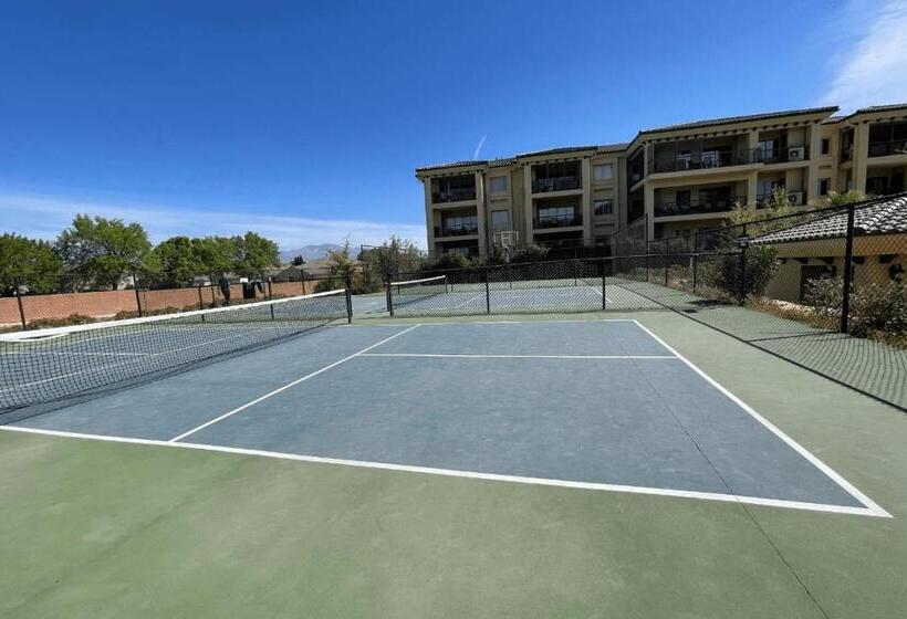 فندق Lofts 13 4 Bedroom Modern Loft Steps From The Pool