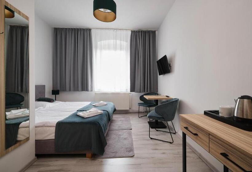 Dobrzyński Resort Hotel Nefryt