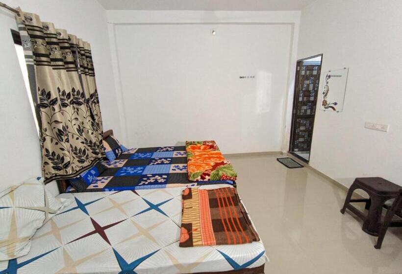 בית מלון כפרי Mamta Homestay