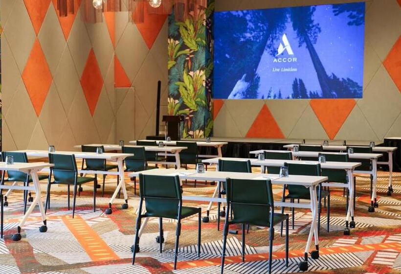 فندق Mercure Miri City Centre