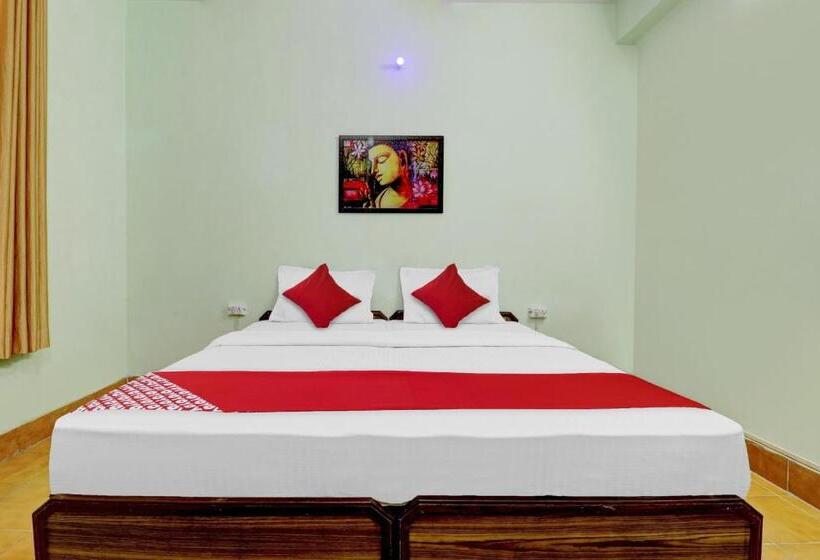 Hotel Oyo Flagship 80636 Ganga View Harry Stay