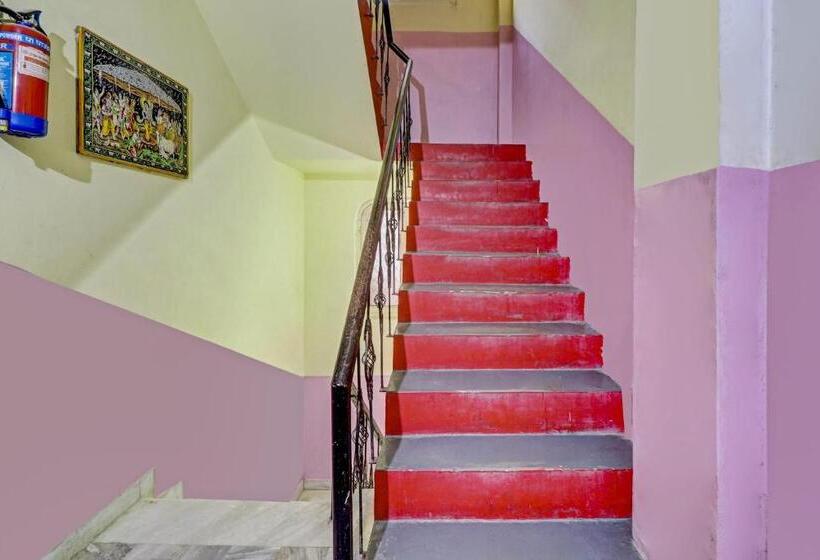 Hotel Oyo Flagship 80636 Ganga View Harry Stay