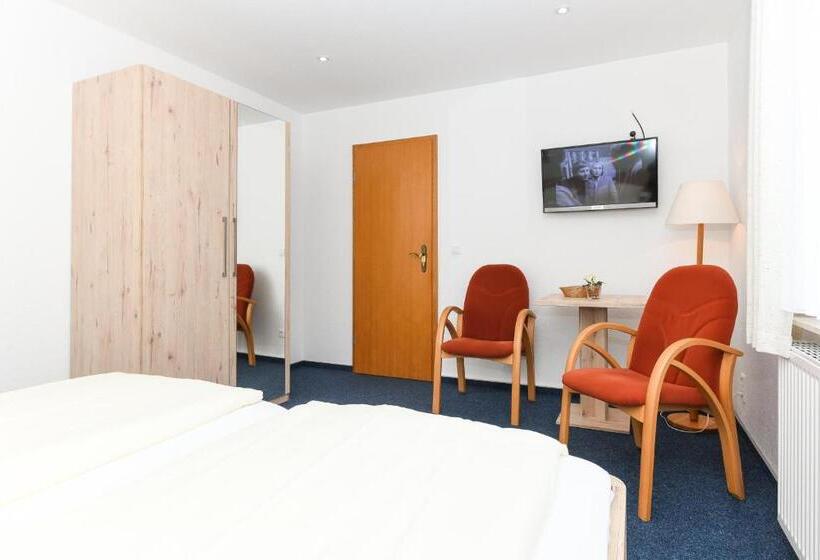 فندق Pension Marlies