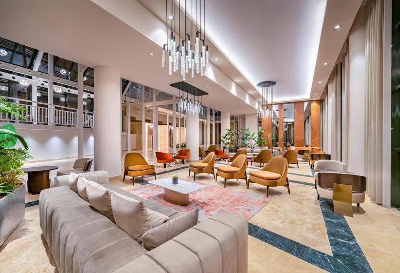 فندق Rixos Park Belek, The Land of Legends Access