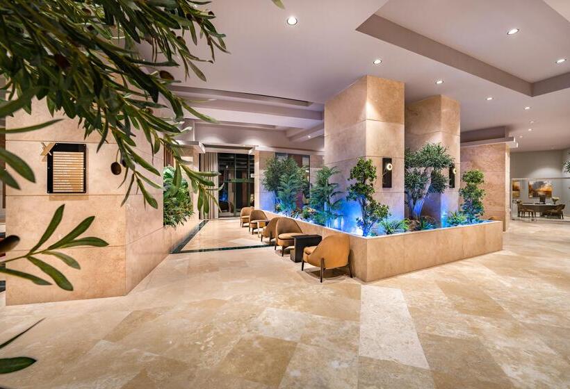 فندق Rixos Park Belek, The Land of Legends Access