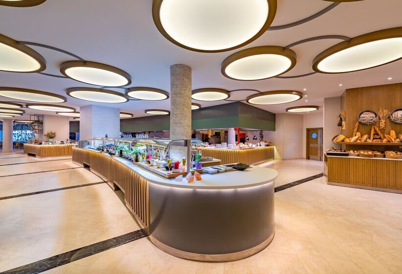 فندق Rixos Park Belek, The Land of Legends Access