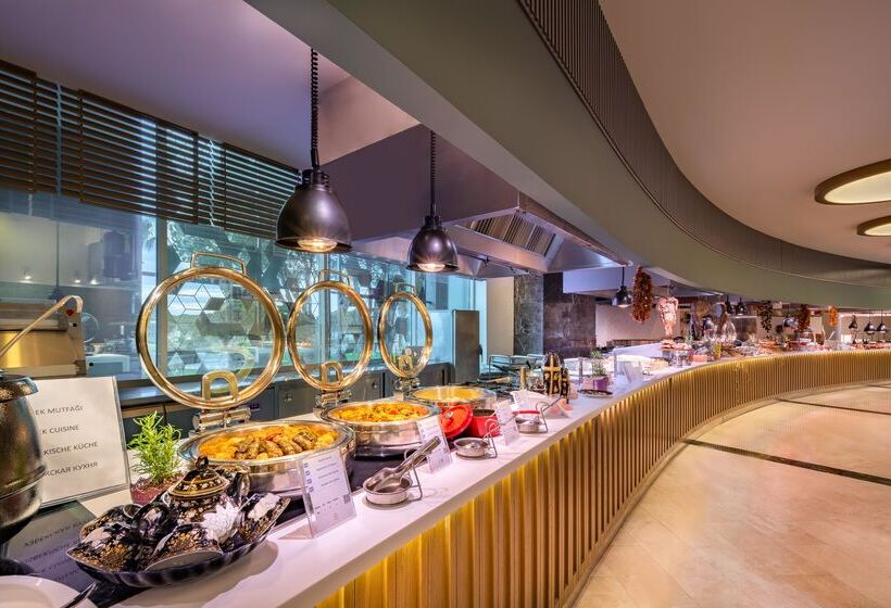 فندق Rixos Park Belek, The Land of Legends Access