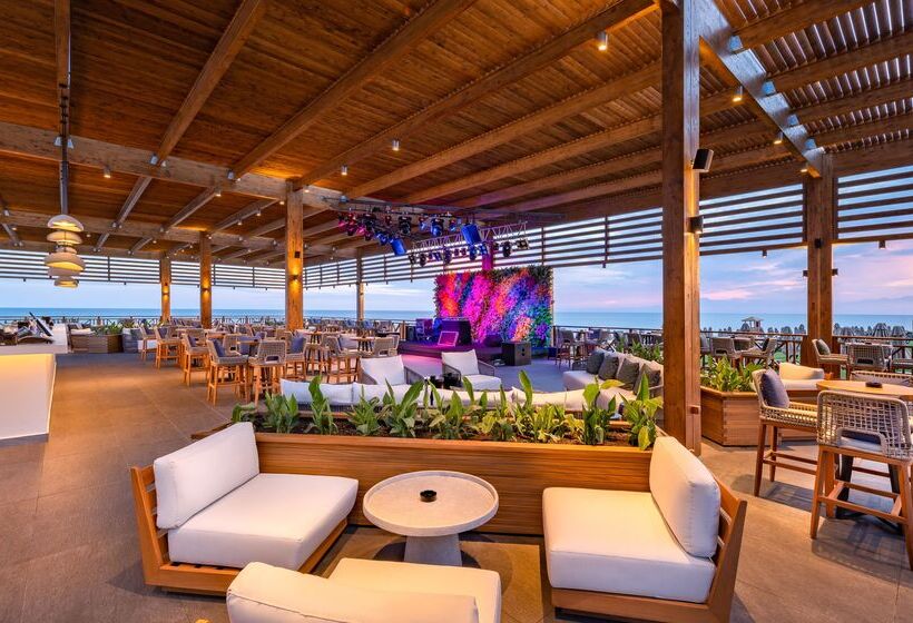 فندق Rixos Park Belek, The Land of Legends Access