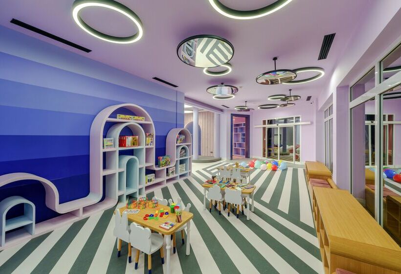 فندق Rixos Park Belek, The Land of Legends Access