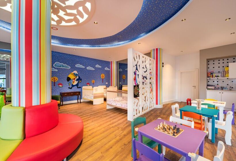 فندق Rixos Park Belek, The Land of Legends Access