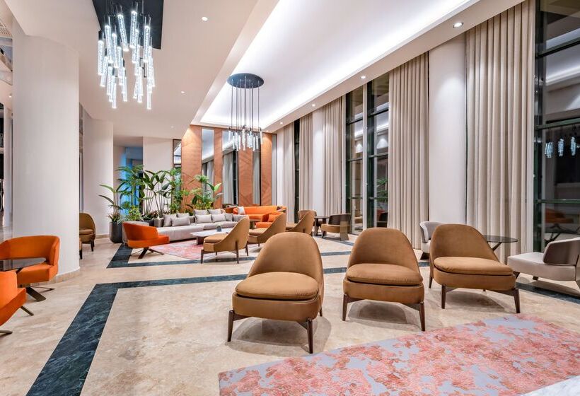 ホテル Rixos Park Belek, The Land of Legends Access