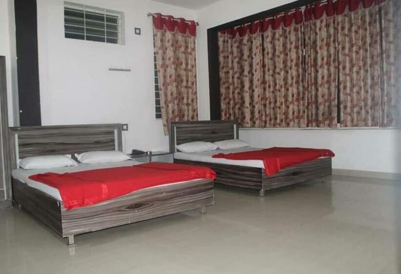 בית מלון כפרי Royal Inn Lodge