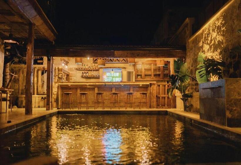 هتل Suare Alaçatı