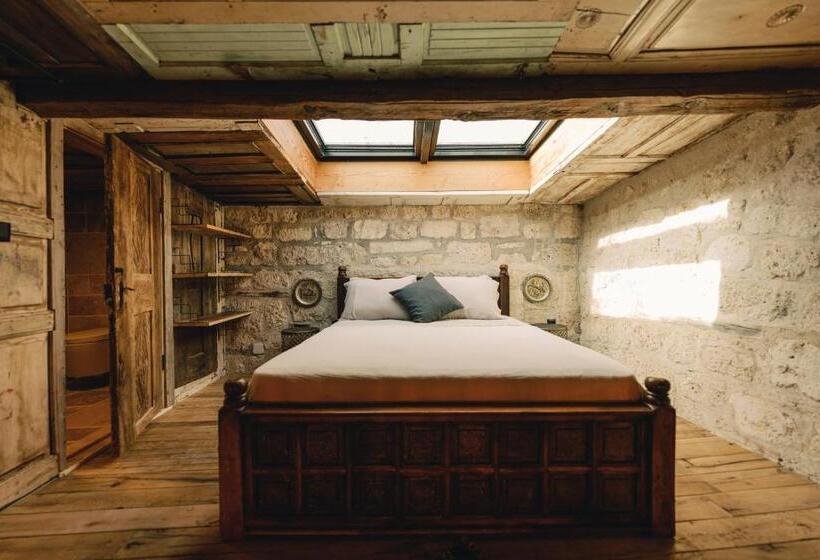 هتل Suare Alaçatı