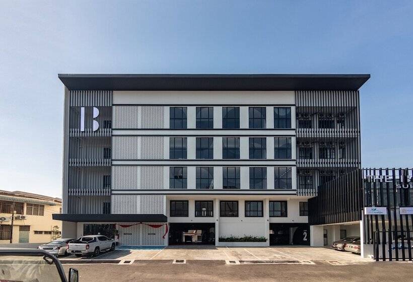 בית מלון כפרי The Bagan Suite