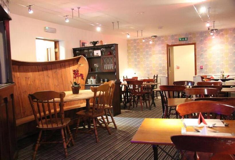 ホテル The Crown Inn Longtown